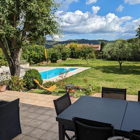 Villa Calme Avec Piscine A Greoux Εξωτερικό φωτογραφία