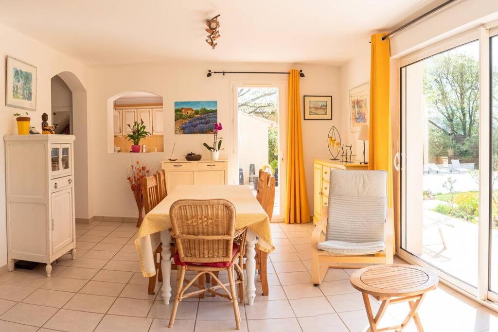Villa Calme Avec Piscine A Greoux Εξωτερικό φωτογραφία